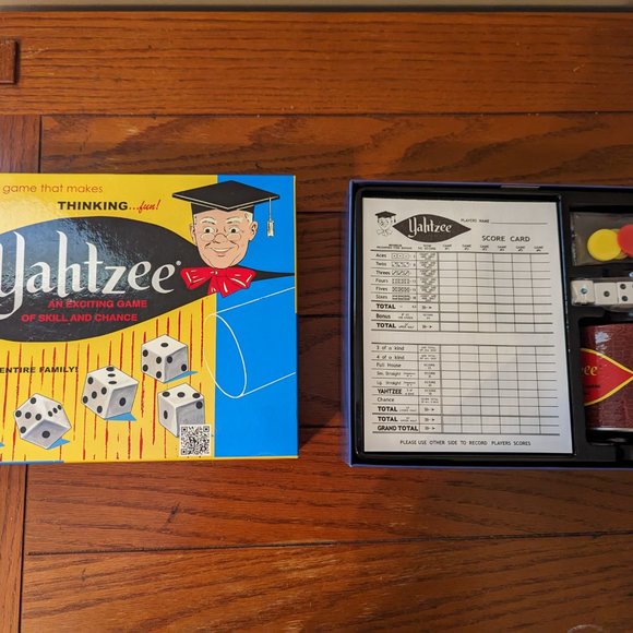 Yahtzee Classic Edition by Hasbro Vintage Game Box Edition 2013 Reissue - Picture 2 of 7